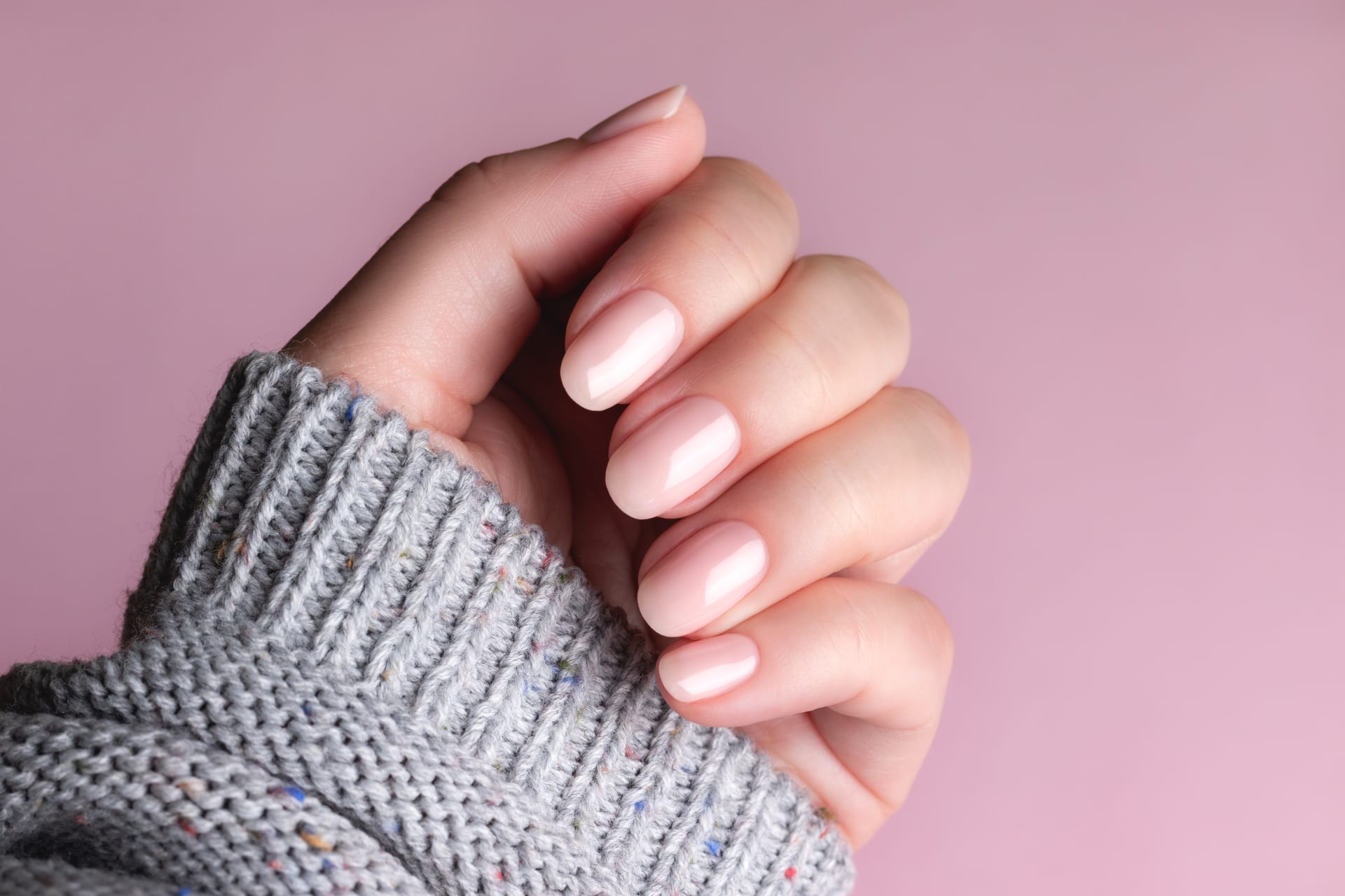 0117 model kodlu Builder Gel tırnak tasarımı