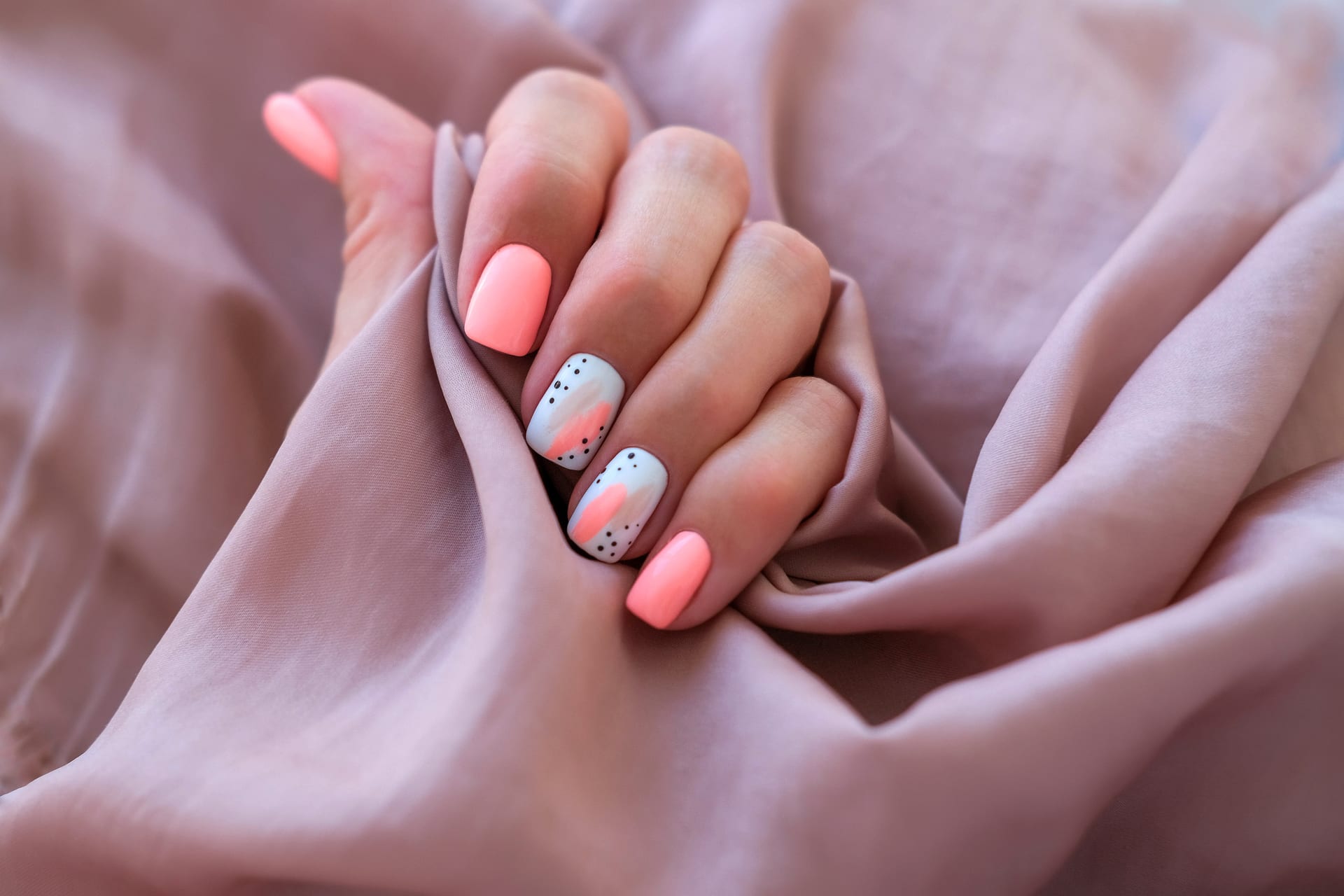 0163 model kodlu Jel Tırnak tırnak tasarımı